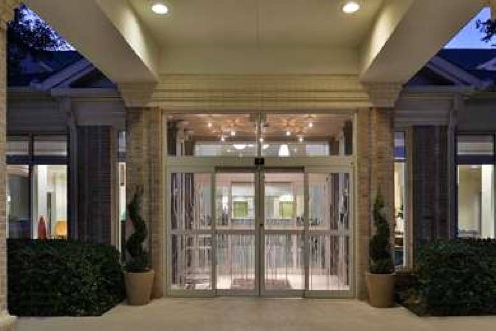 Hilton Garden Inn Dallas/Addison, TX 3