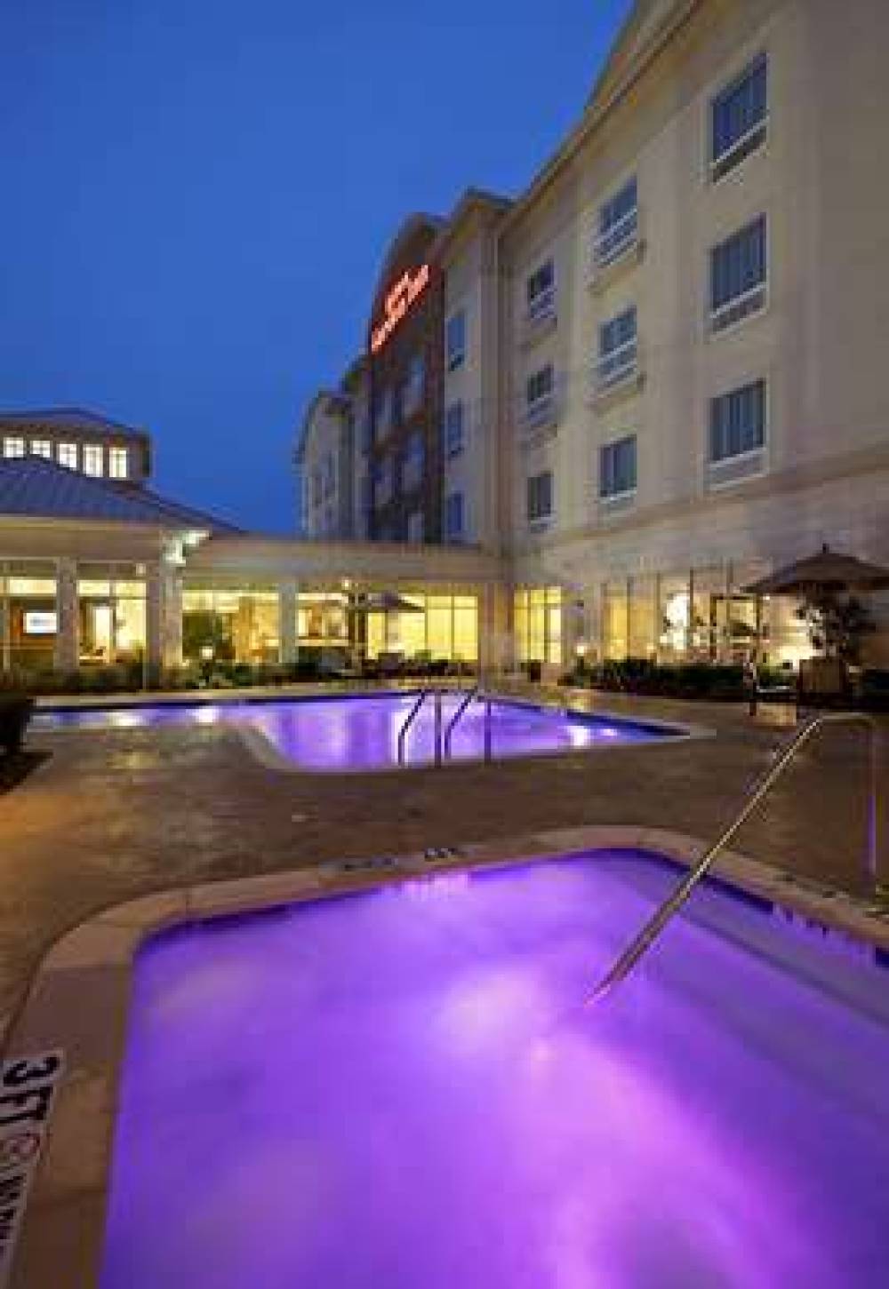 Hilton Garden Inn Dallas-Arlington 10