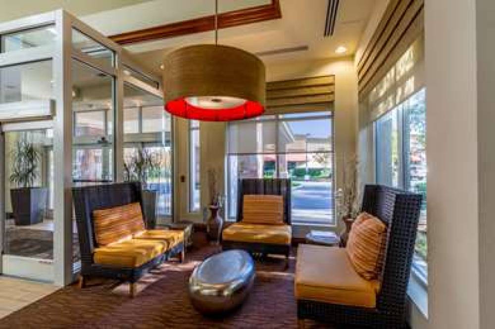 Hilton Garden Inn Fairfield 6