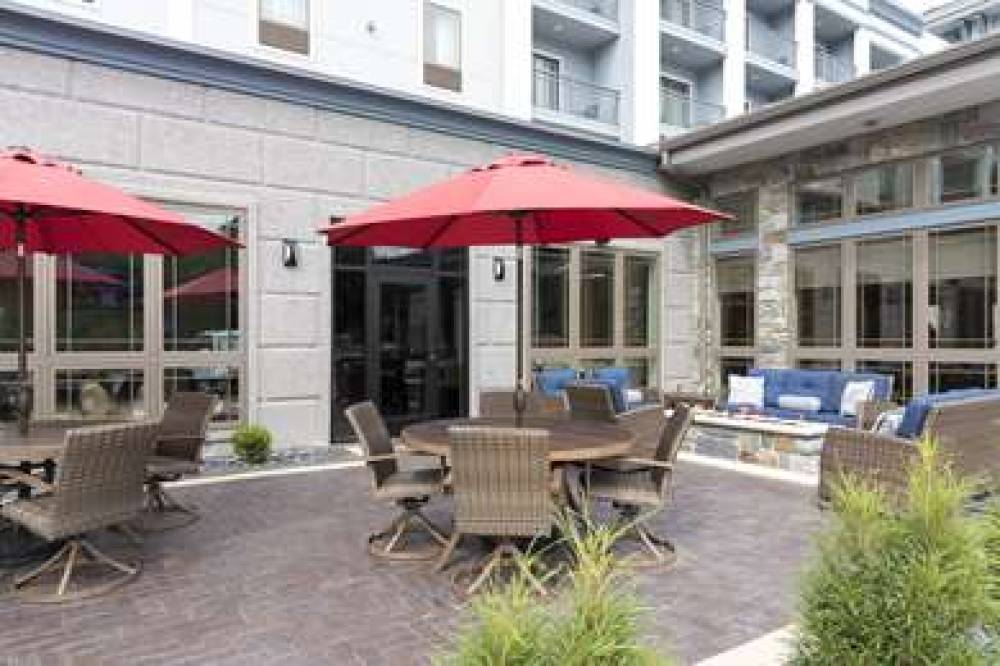 Hilton Garden Inn Grand Rapids East 2