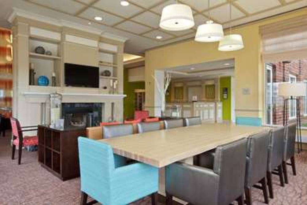 Hilton Garden Inn Hoffman Estates 6