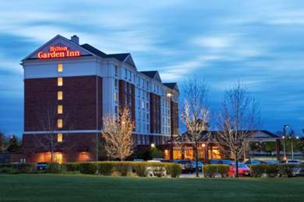 Hilton Garden Inn Hoffman Estates 2