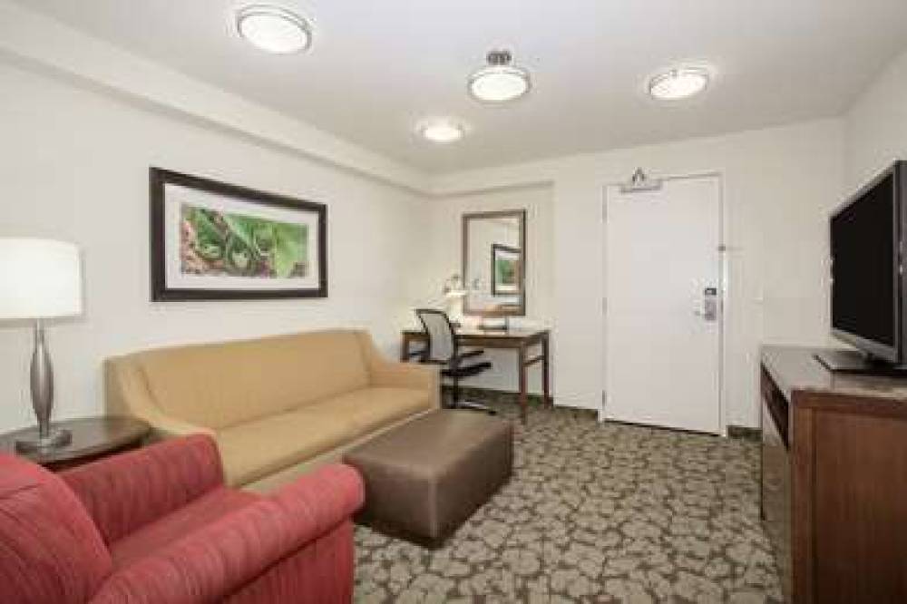 Hilton Garden Inn Lincoln Downtown/Haymarket 10