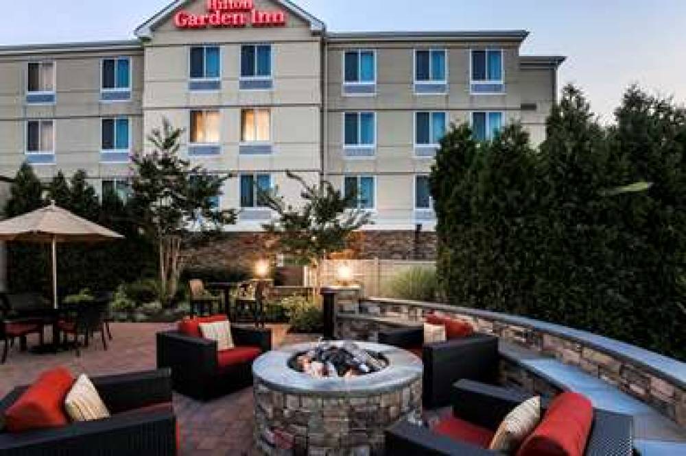 Hilton Garden Inn Melville, NY 4