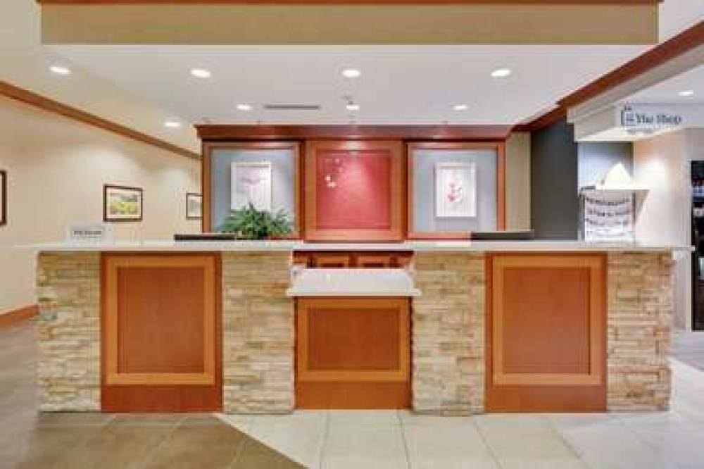 Hilton Garden Inn Milwaukee Airport, WI 9