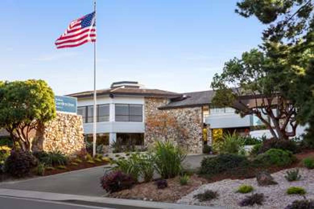 Hilton Garden Inn Monterey 1