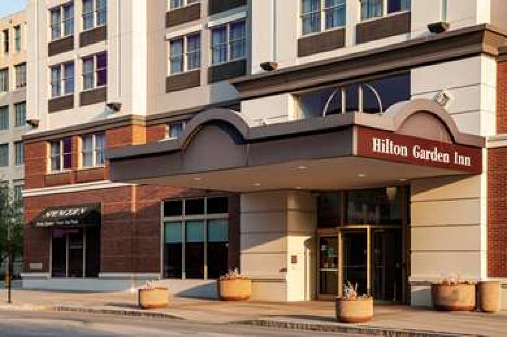 Hilton Garden Inn Omaha Downtown/Old Market Area 2