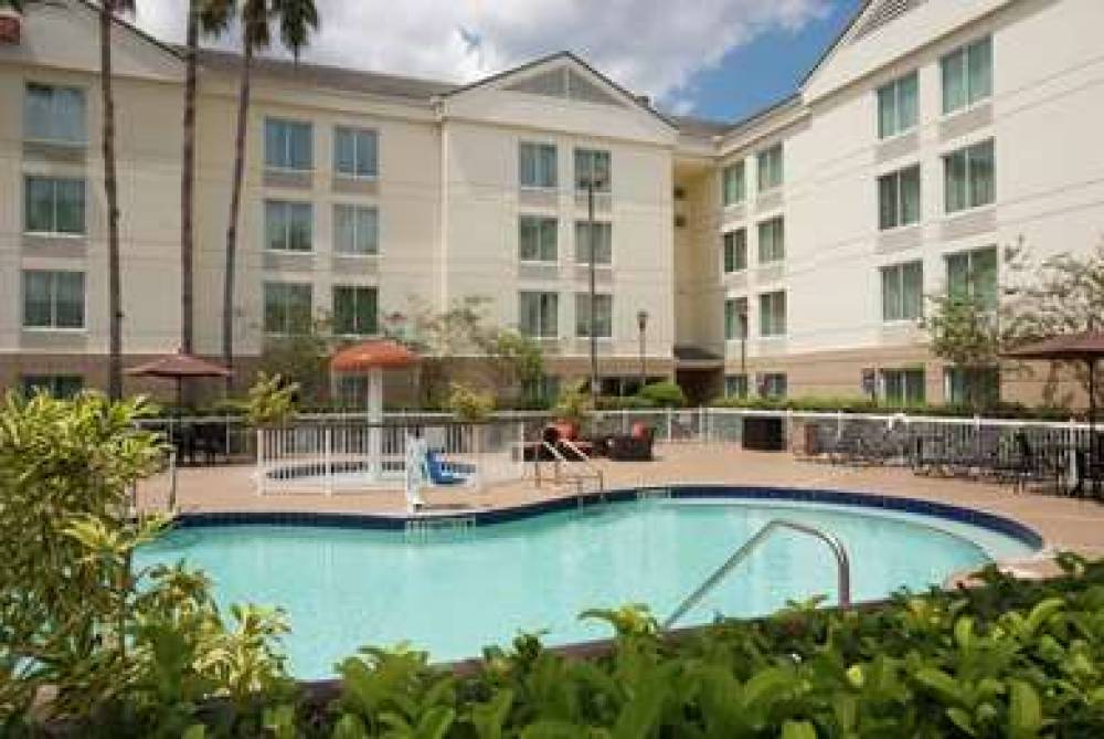 Hilton Garden Inn Orlando Airport 1