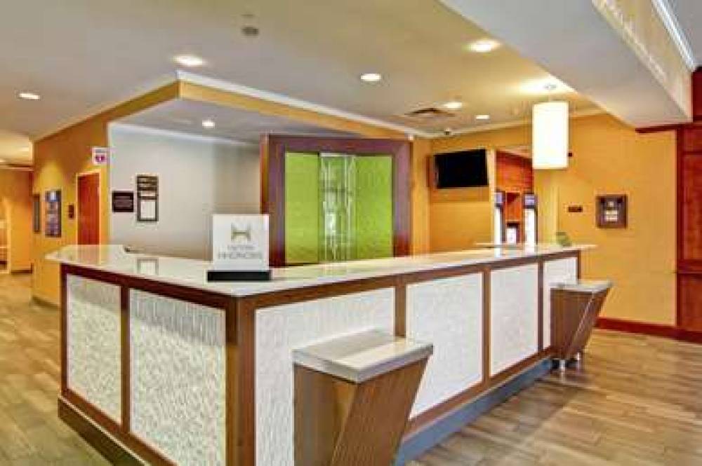 Hilton Garden Inn Ottawa Airport 4