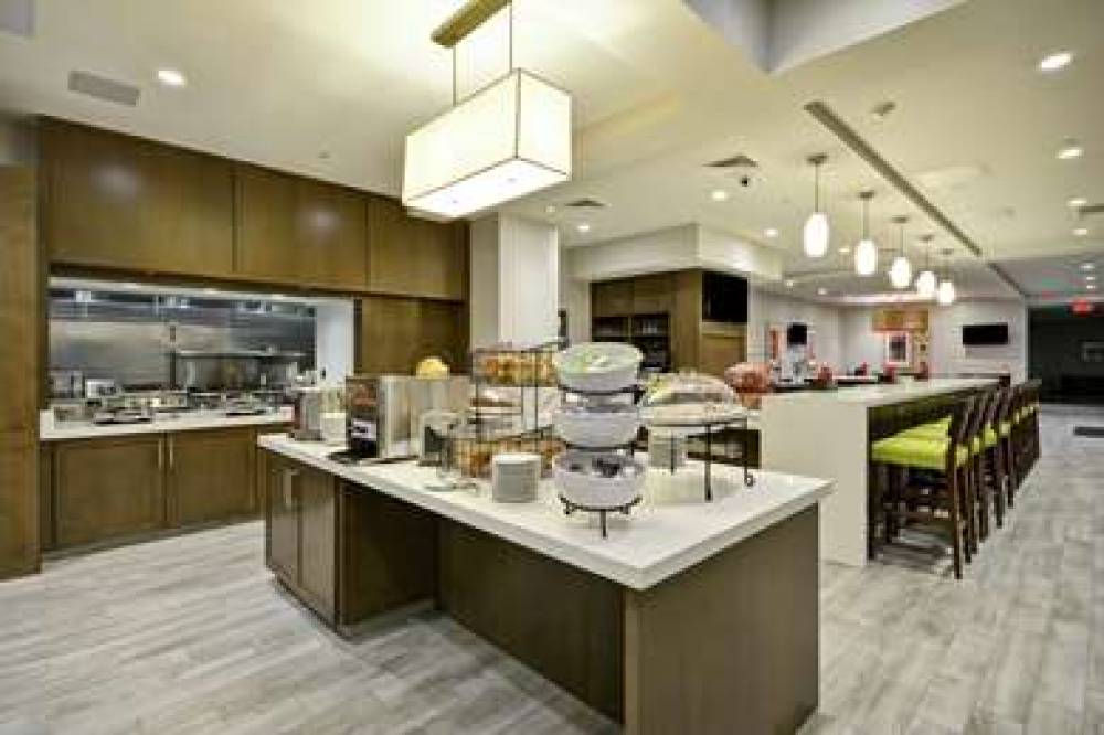 HILTON GARDEN INN PHOENIX/TEMPE 4