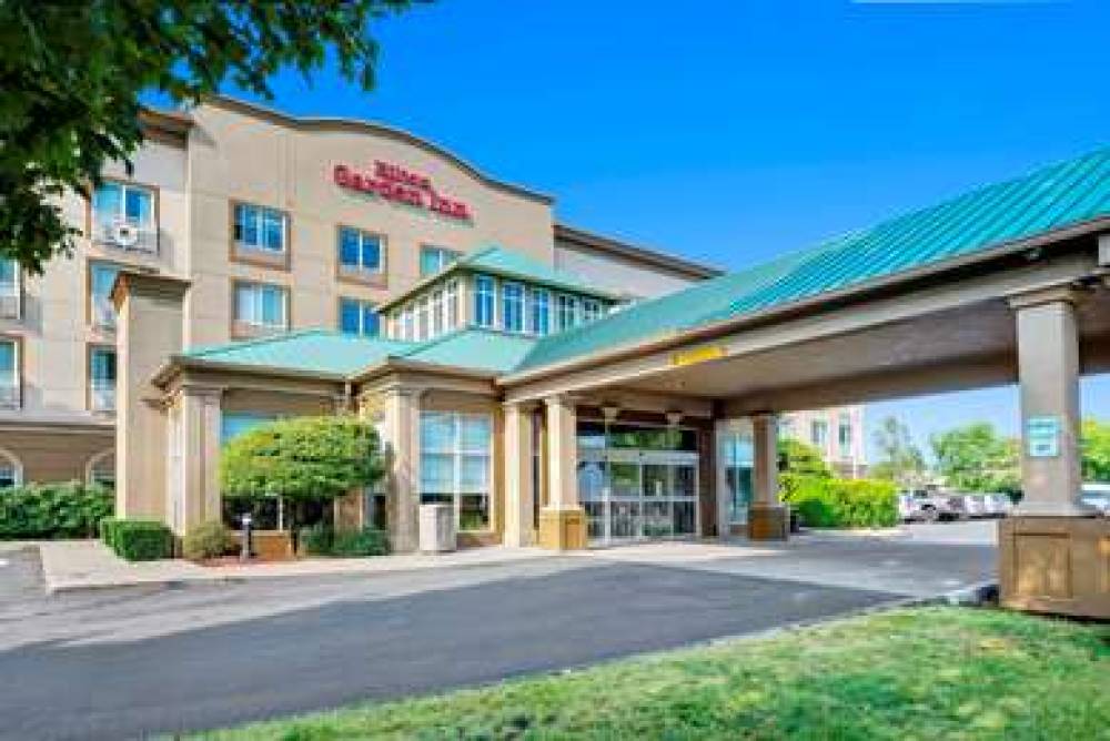 Hilton Garden Inn Portland Airport 1