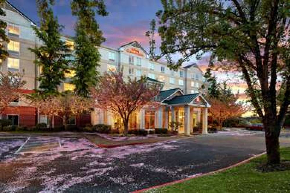 Hilton Garden Inn Portland/Lake Oswego 2