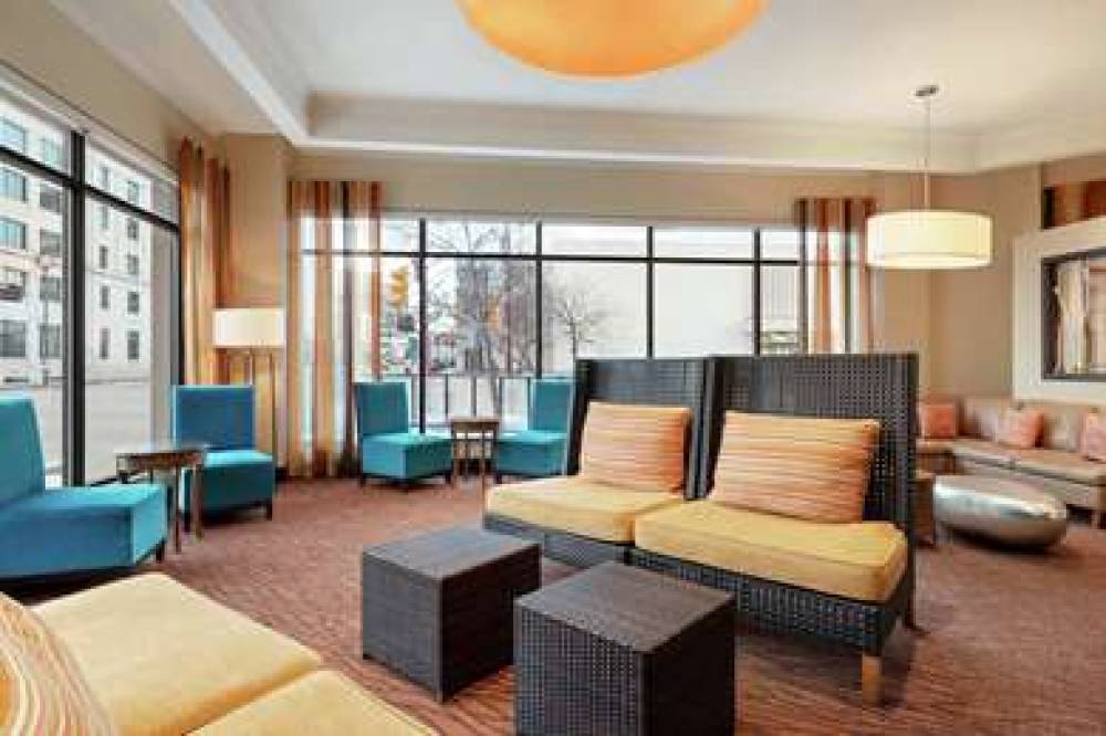 Hilton Garden Inn Saskatoon Downtown, SK, Canada 4