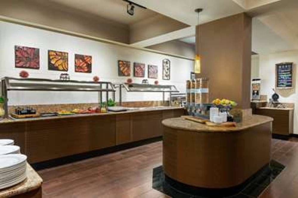 Hilton Garden Inn Saskatoon Downtown, SK, Canada 9