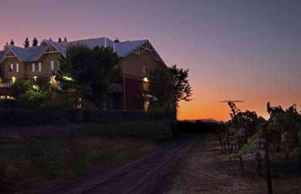 Hilton Garden Inn Sonoma County Airport, CA 3