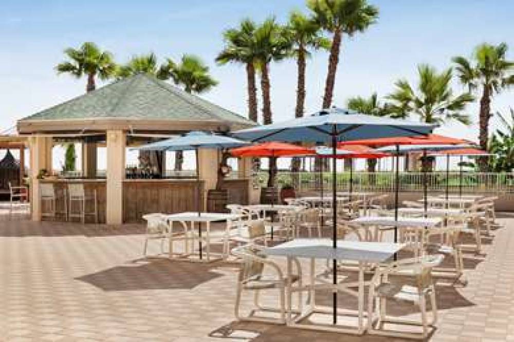 Hilton Garden Inn South Padre Island Beachfront 8