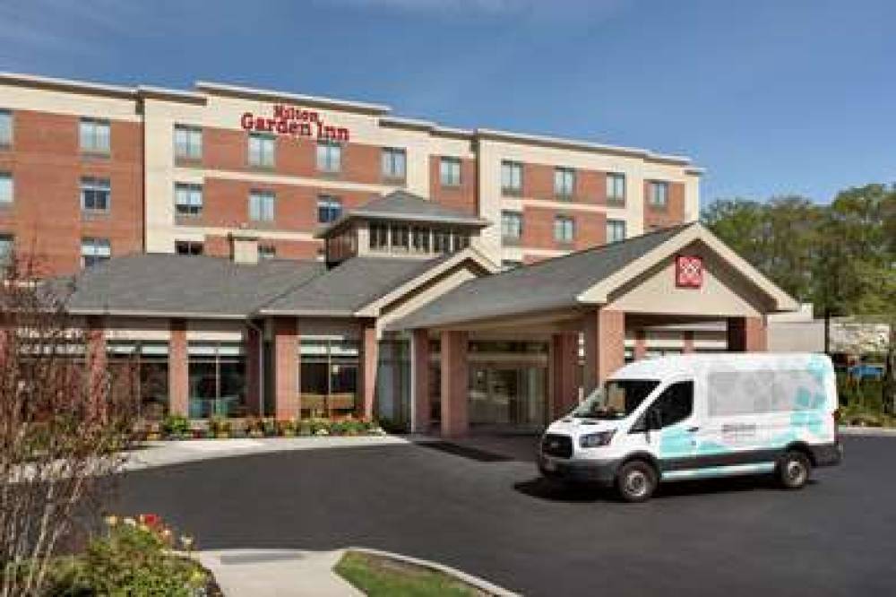 Hilton Garden Inn Stony Brook, NY 1