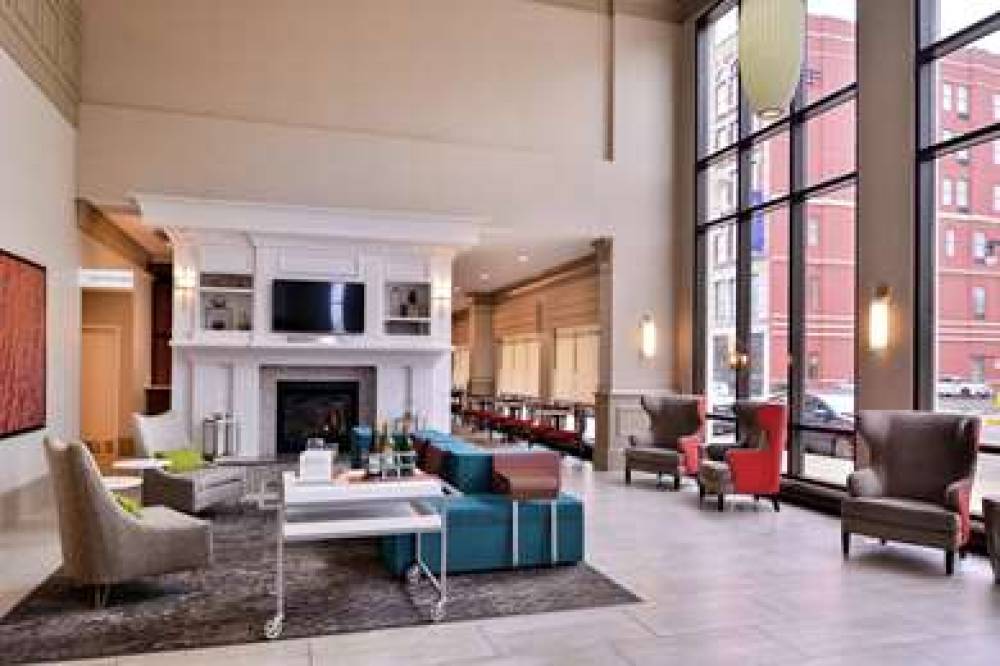 Hilton Garden Inn Terre Haute, IN 10