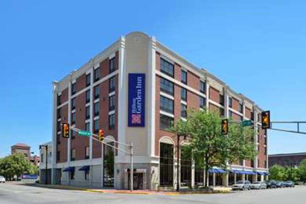 Hilton Garden Inn Terre Haute, IN 2