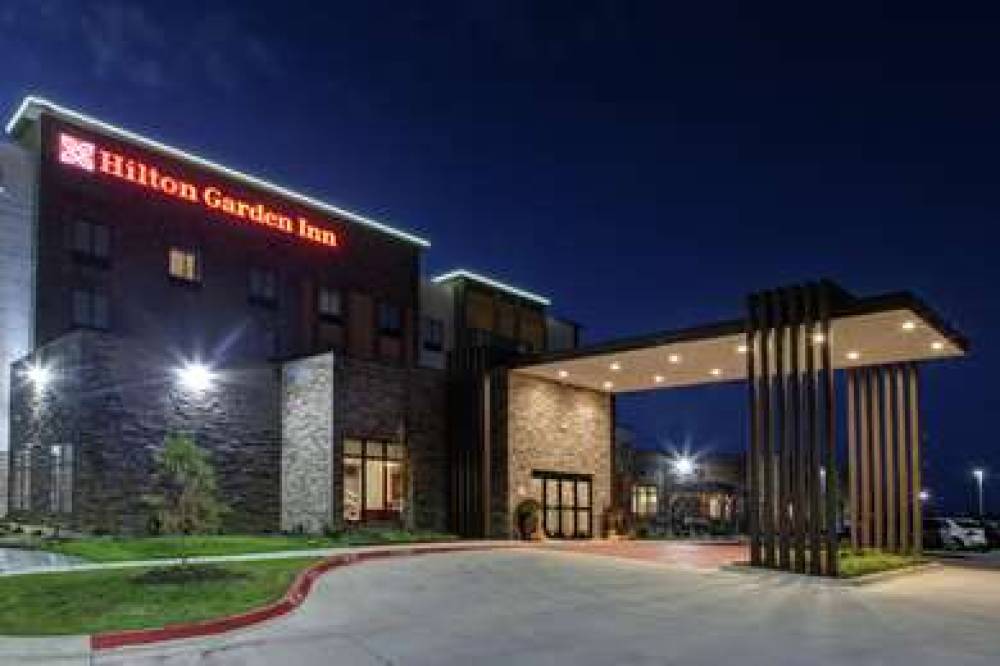 HILTON GARDEN INN TOPEKA 3