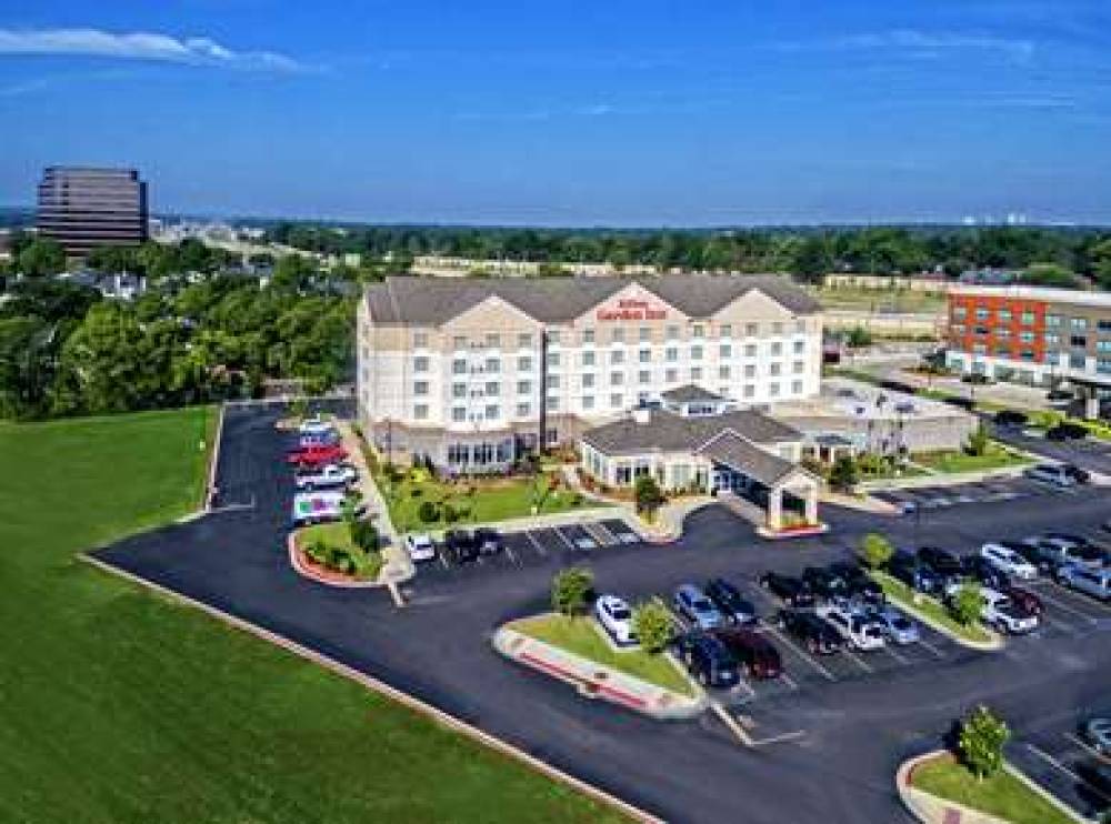 Hilton Garden Inn Tulsa Midtown, OK 3