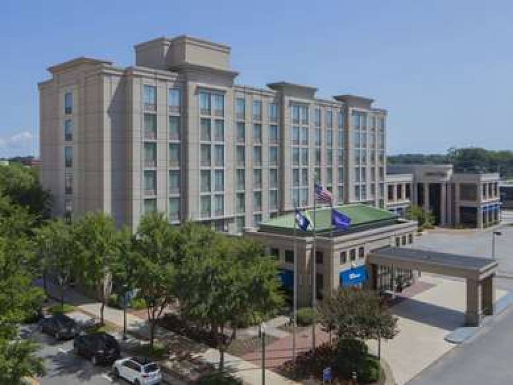 Hilton Garden Inn Virginia Beach-Town Center 1