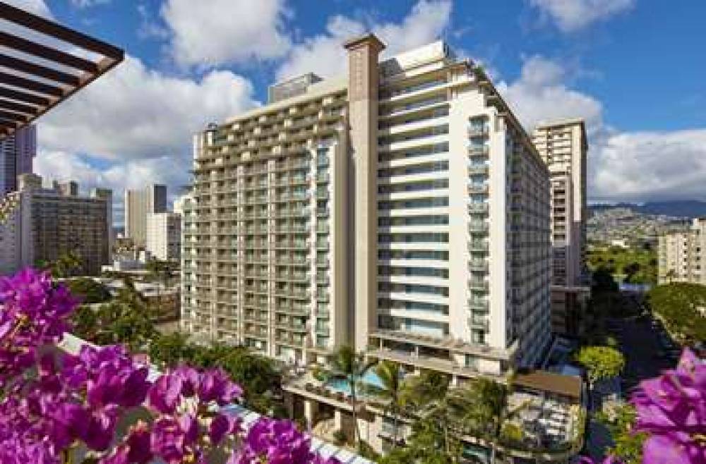 HILTON GARDEN INN WAIKIKI BEACH 7