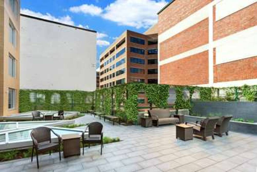 HILTON GARDEN INN WASHINGTON DC/GEO 3