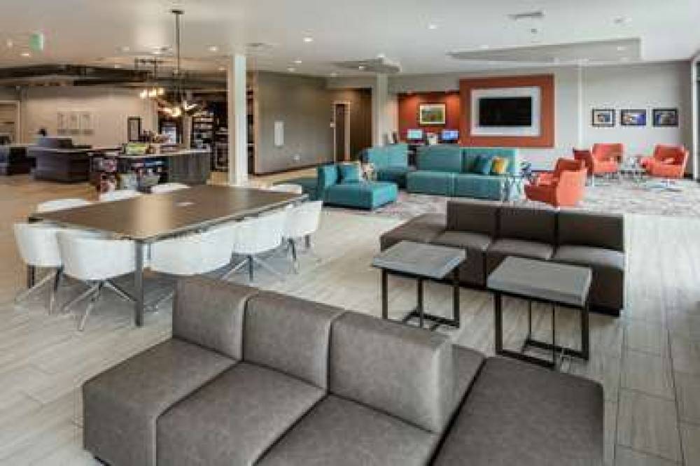 HILTON GARDEN INN WENATCHEE 9