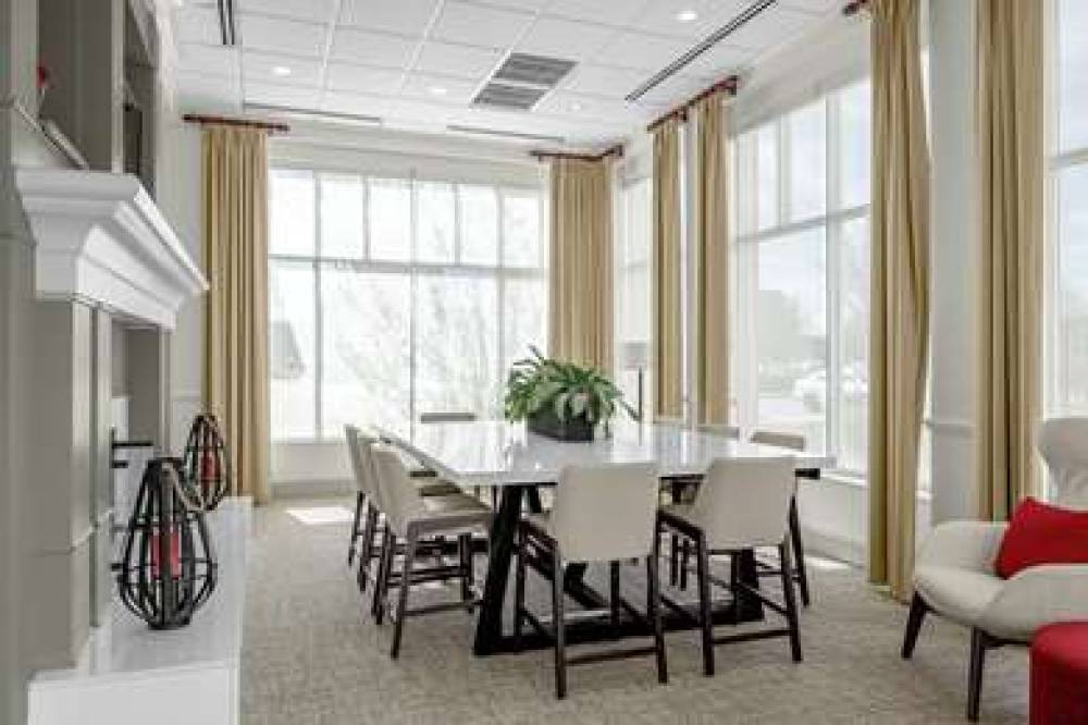 Hilton Garden Inn Wilmington Mayfaire Town Center 9