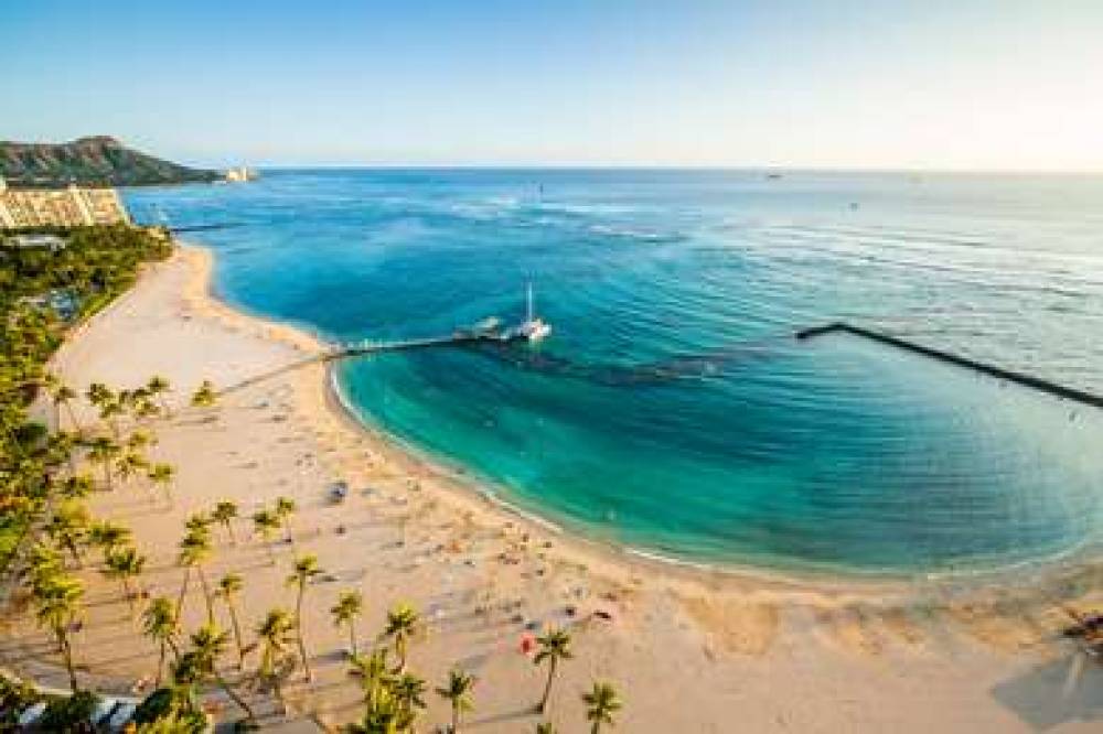 Hilton Hawaiian Village Waikiki Beach Resort 4