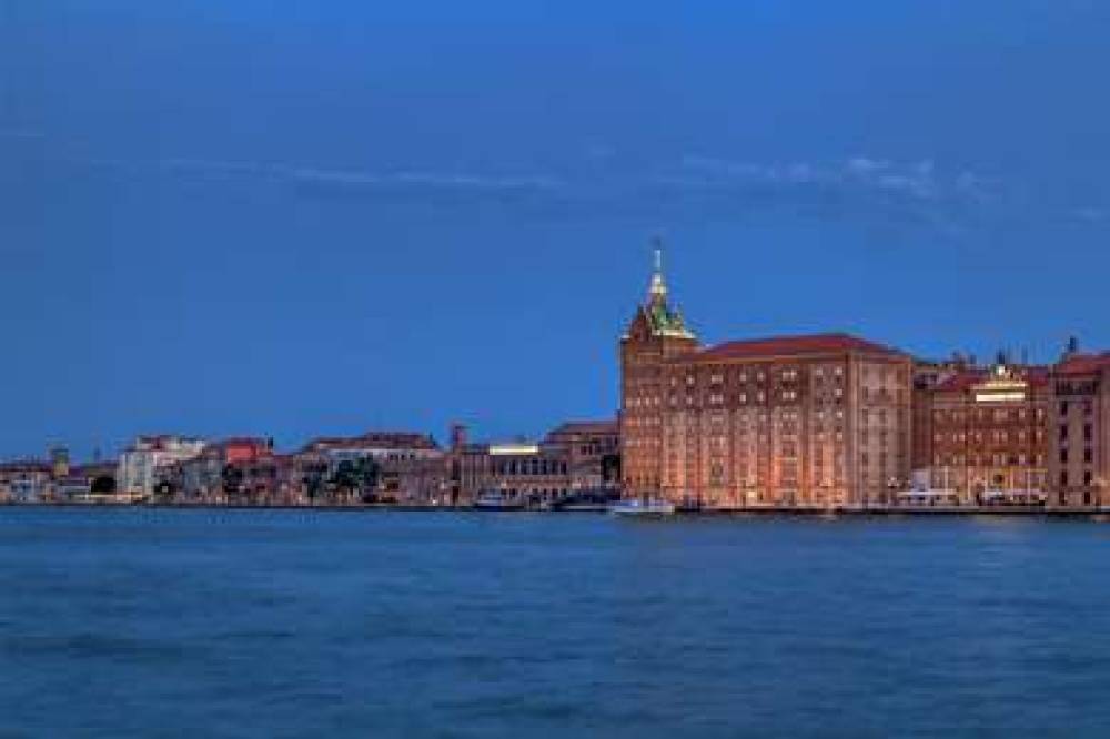 HILTON MOLINO STUCKY VENICE 5