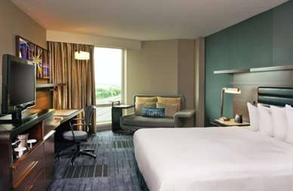 Hilton Newark Airport 9