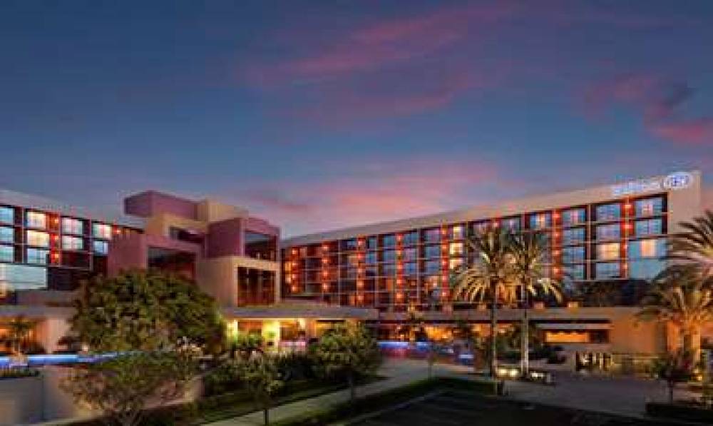 Hilton Orange County/Costa Mesa 2