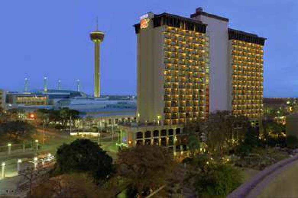 Hilton Palacio Del Rio 8