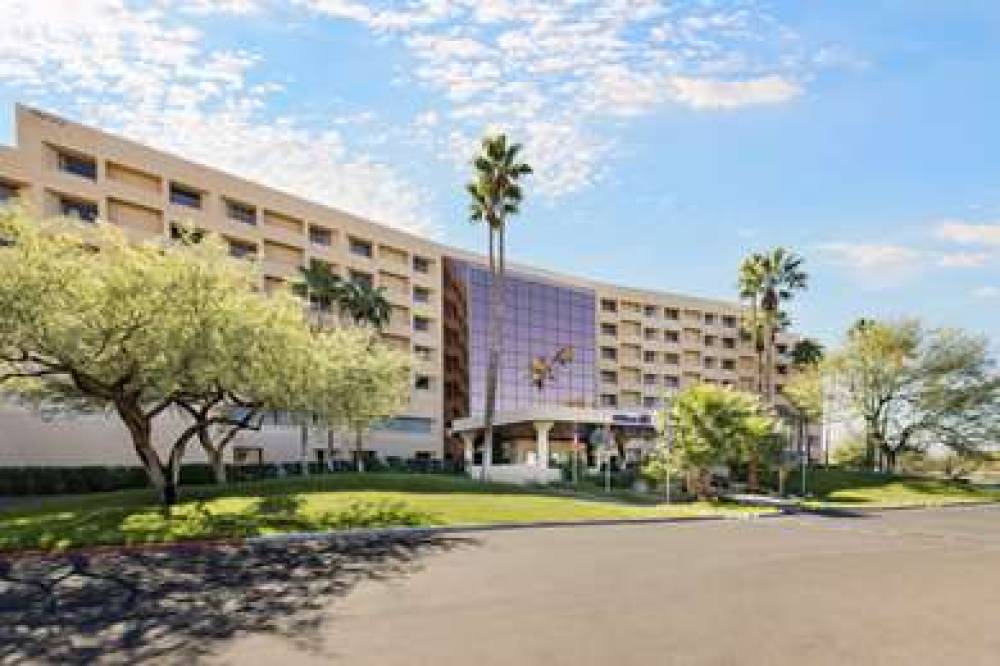 Hilton Tucson East 1