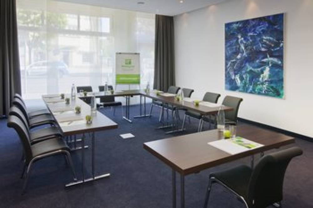 Holiday Inn BERLIN CITY CENTER EAST P-BERG 7