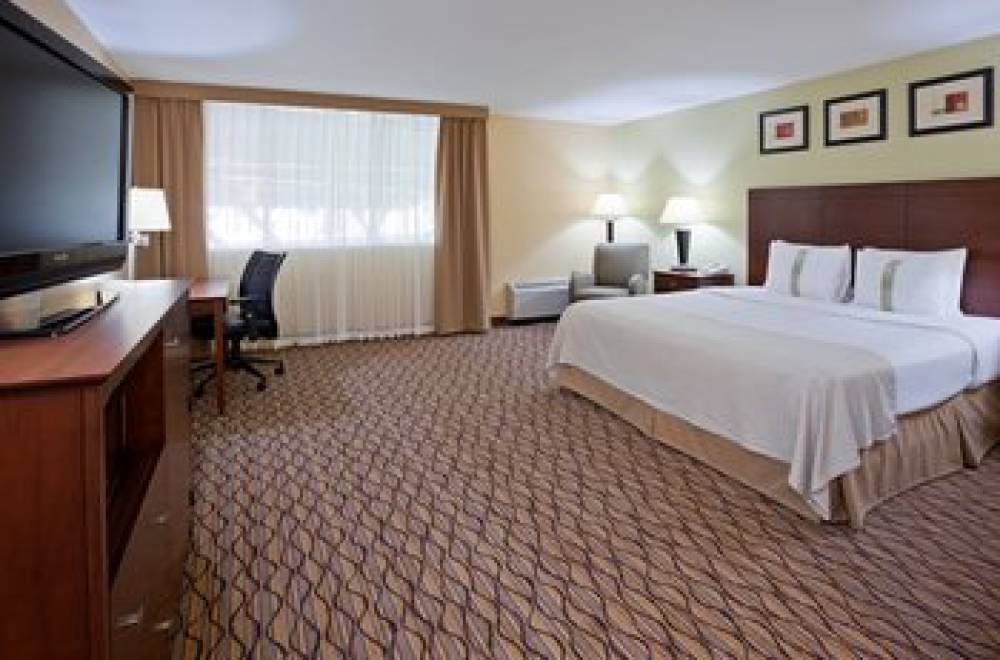 Holiday Inn BLMGTN ARPT SOUTH- MALL AREA 8