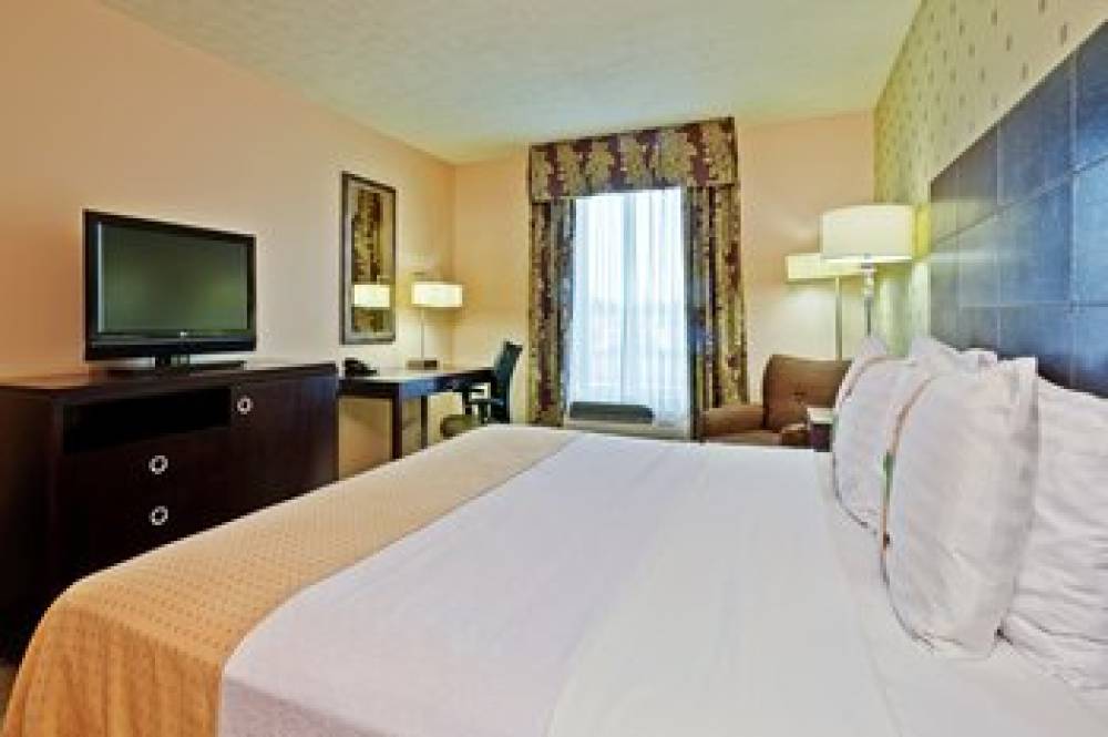 Holiday Inn BLOOMINGTON-UNIVERSITY AREA 2