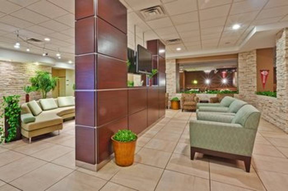 Holiday Inn BLOOMINGTON-UNIVERSITY AREA 8