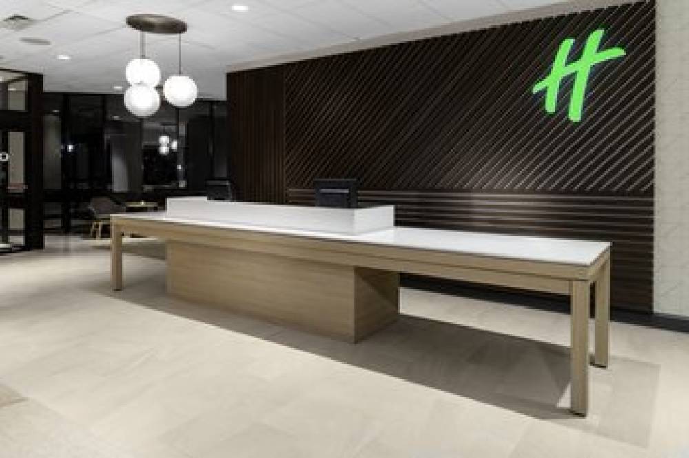 Holiday Inn BOSTON-DEDHAM HTL & CONF CTR 5