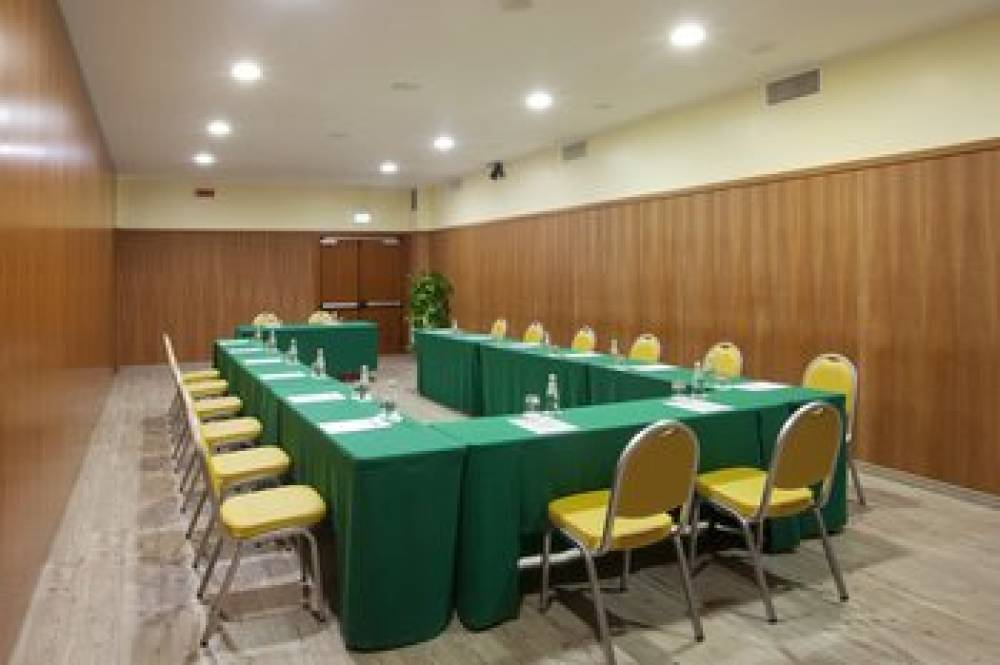 Holiday Inn CAGLIARI 4