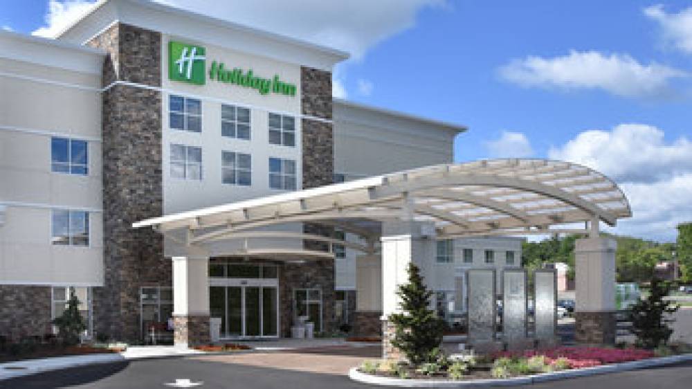 Holiday Inn CANTON (BELDEN VILLAGE) 3