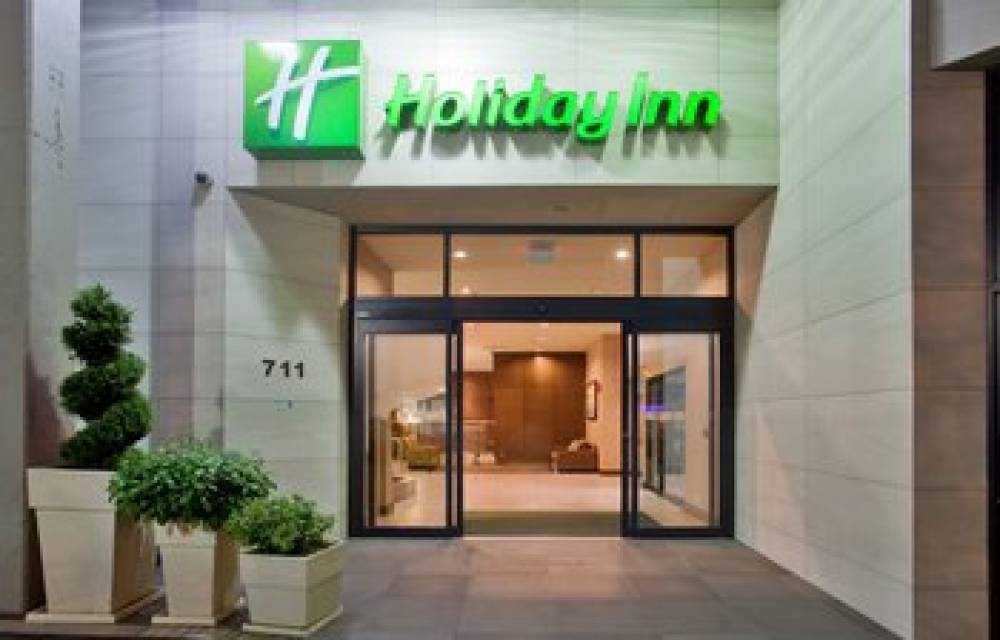 HOLIDAY INN CENTRE - BROADWAY 8