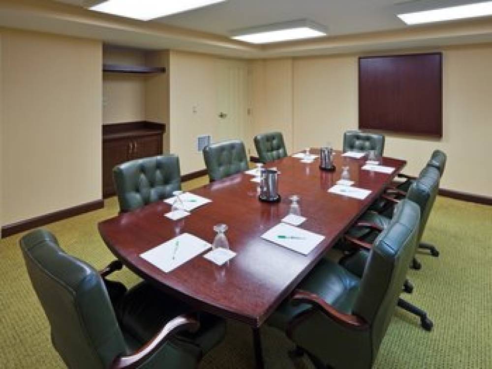 Holiday Inn CHANTILLY-DULLES EXPO (ARPT) 4