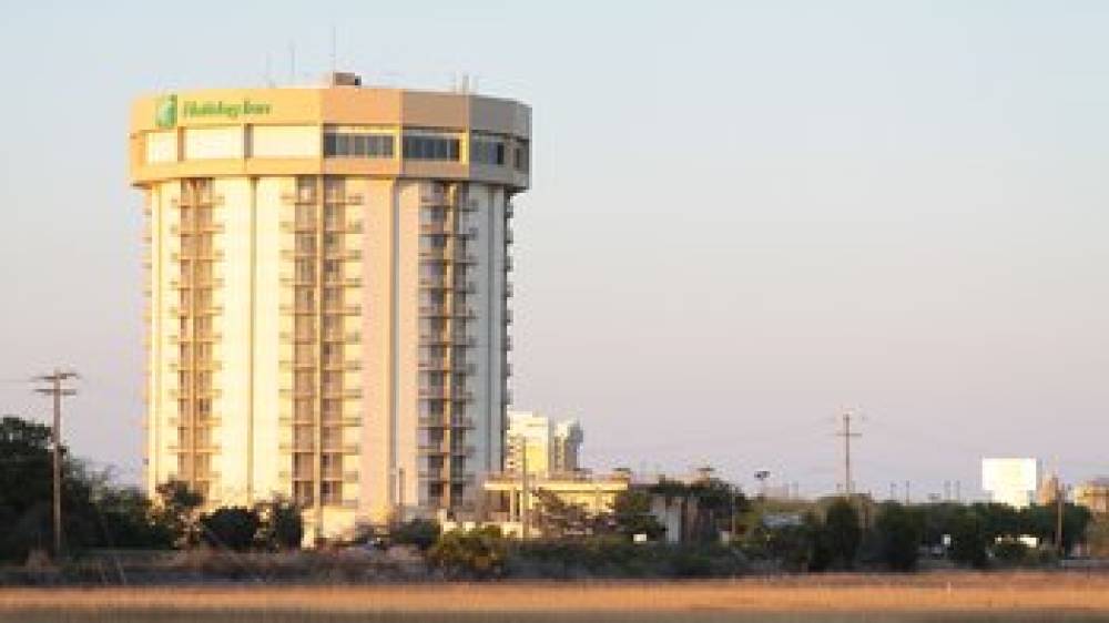 Holiday Inn CHARLESTON-RIVERVIEW 3