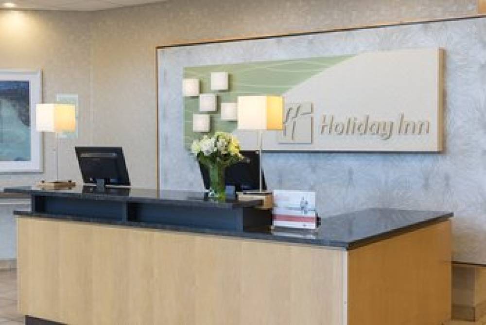 Holiday Inn CHICAGO-ELK GROVE 4