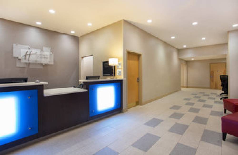 HOLIDAY INN EXP BEREA 5