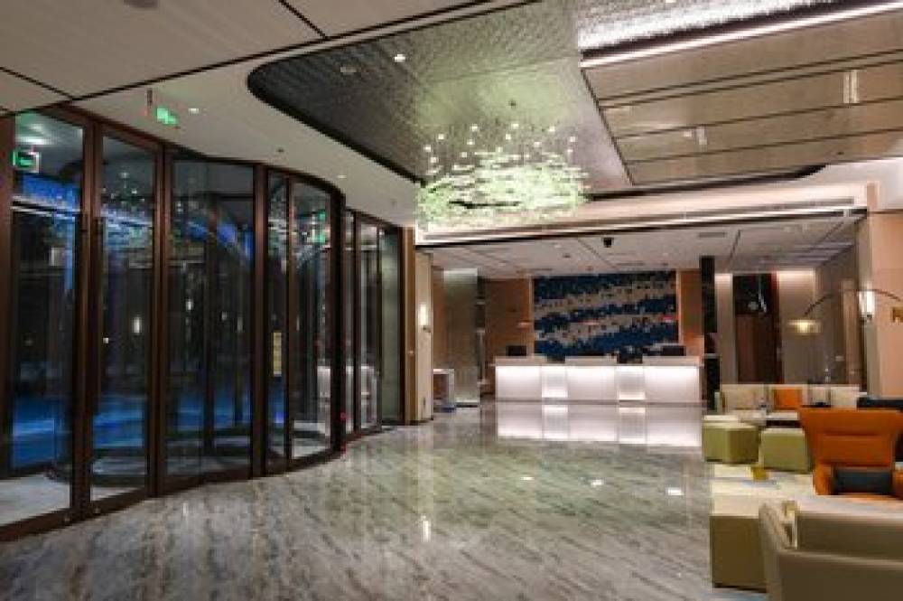 HOLIDAY INN EXP BINHAI 7