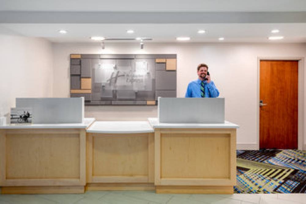 HOLIDAY INN EXP CHAPEL HILL 7